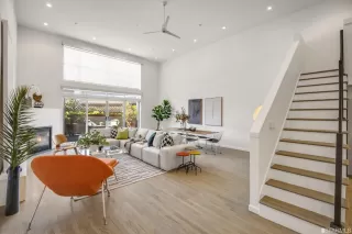 Photo #6: 423716526 Listing 