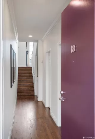 Photo #3: 423717027 Listing