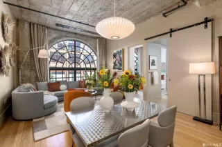 Photo #4: 423717046 Listing 