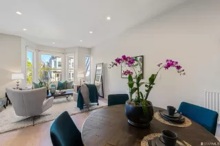 Photo #6: 423717088 Listing