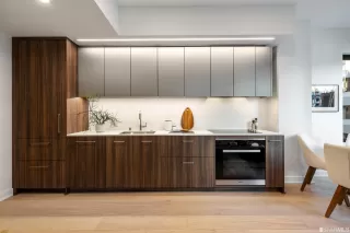 Photo #1: 423717689 Listing 