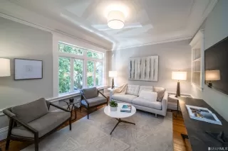 Photo #2: 423718336 Listing