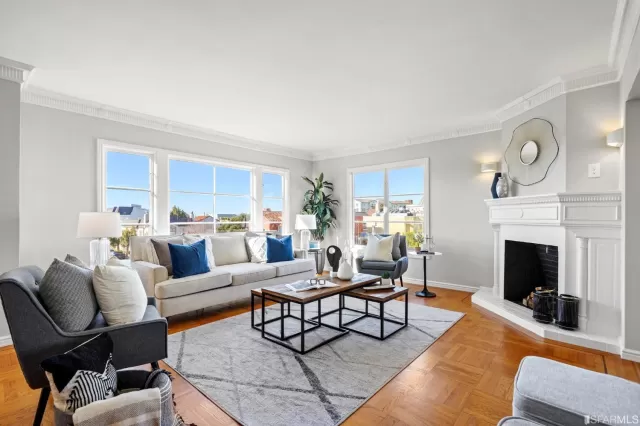 MLS: 423718383 Condo For Sale