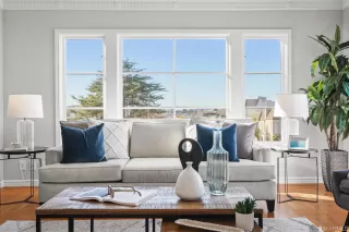 Photo #6: 423718383 Listing 