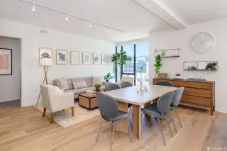 Photo #4: 423718715 Listing 