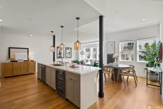 Photo #6: 423719000 Listing 