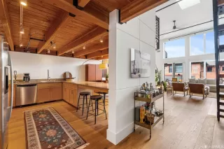 Photo #4: 423719010 Listing