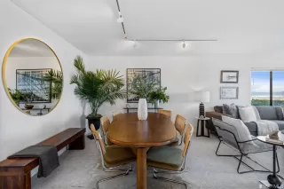 Photo #4: 423719050 Listing