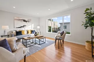 Photo #3: 423719107 Listing