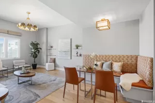 Photo #3: 423719122 Listing