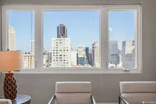 Photo #4: 423719122 Listing