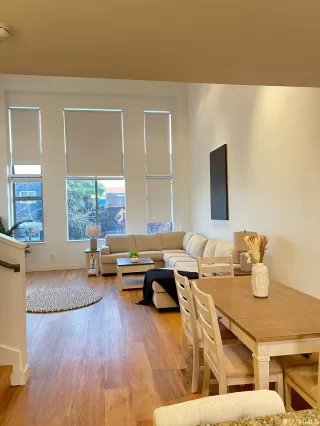 Photo #4: 423719287 Listing 