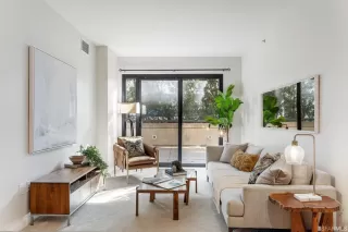 Photo #3: 423719348 Listing