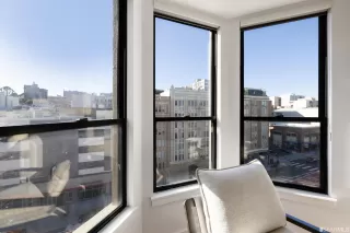 Photo #4: 423719349 Listing 