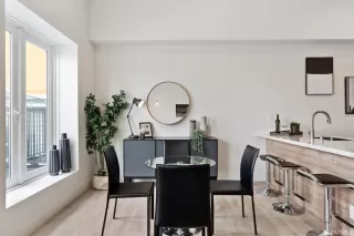 Photo #5: 423719430 Listing 