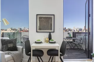 Photo #1: 423719476 Listing 