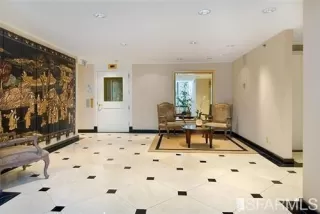 Photo #6: 423719959 Listing