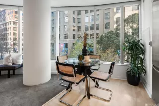 Photo #5: 423720005 Listing 