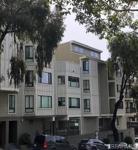 MLS: 423720062 Condo For Sale