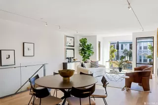 Photo #2: 423720161 Listing