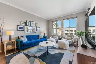 Photo #6: 423720165 Listing