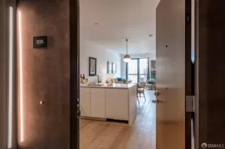 Photo #2: 423720279 Listing