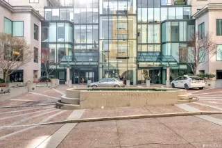 Photo #3: 423720398 Listing 