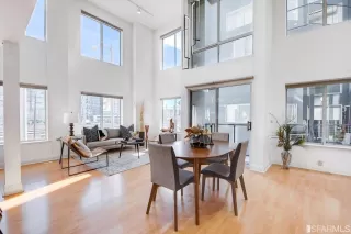 Photo #2: 423720501 Listing 