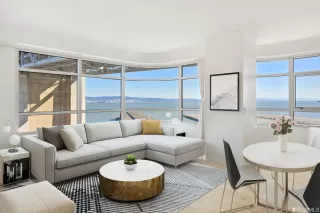 Photo #1: 423720559 Listing 