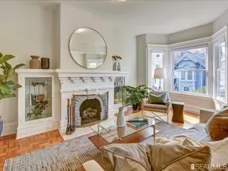 Photo #3: 423720670 Listing