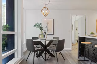 Photo #3: 423720815 Listing