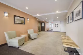 Photo #3: 423721170 Listing