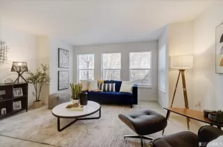 Photo #4: 423721170 Listing