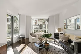 Photo #6: 423721185 Listing 