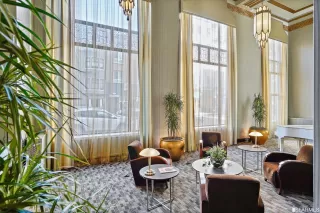 Photo #3: 423721349 Listing 