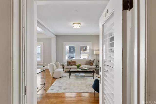 MLS: 423721364 Condo For Sale