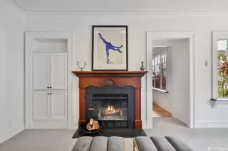 Photo #5: 423721366 Listing