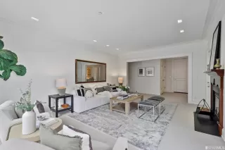 Photo #6: 423721366 Listing