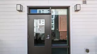 Photo #5: 423721459 Listing 