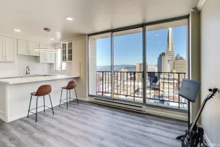 Photo #1: 423721483 Listing 