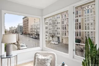 Photo #5: 423721585 Listing