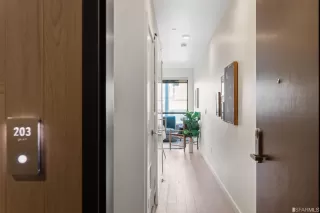 Photo #1: 423721799 Listing 