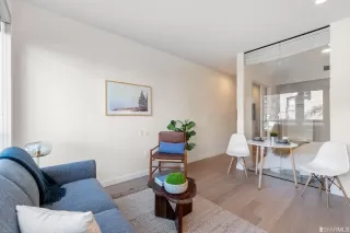 Photo #4: 423721799 Listing 