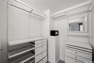 Photo #5: 423721930 Listing