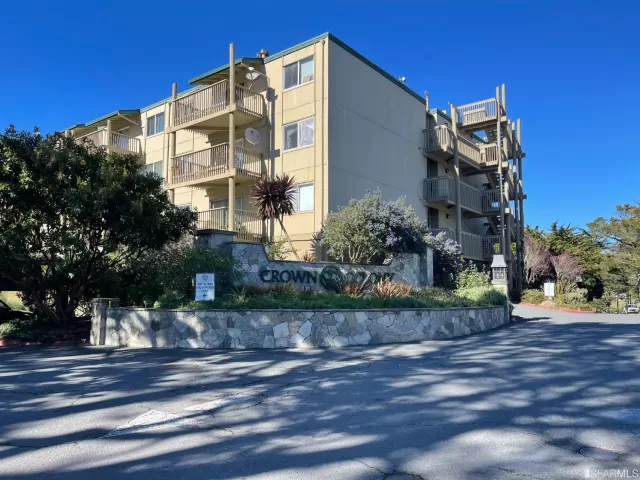 MLS: 423722776 Condo For Sale