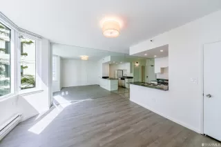 Photo #1: 423723069 Listing 