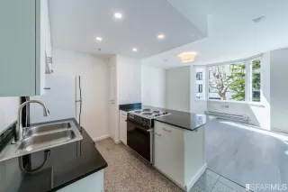 Photo #5: 423723069 Listing 