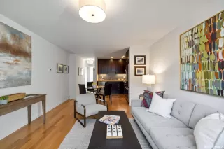 Photo #2: 423723189 Listing