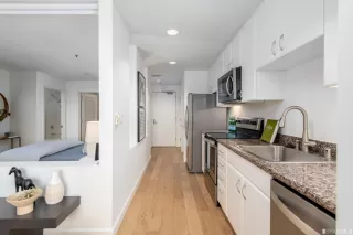 Photo #5: 423723483 Listing 