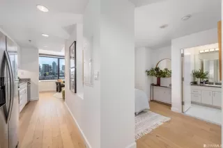 Photo #6: 423723483 Listing 